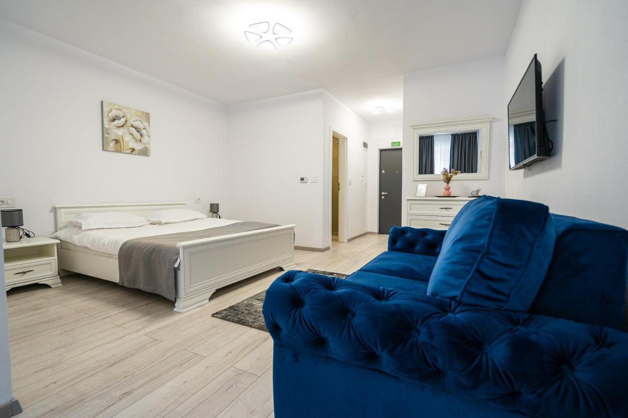 Armada Aparthotel Alba Iulia Buitenkant foto
