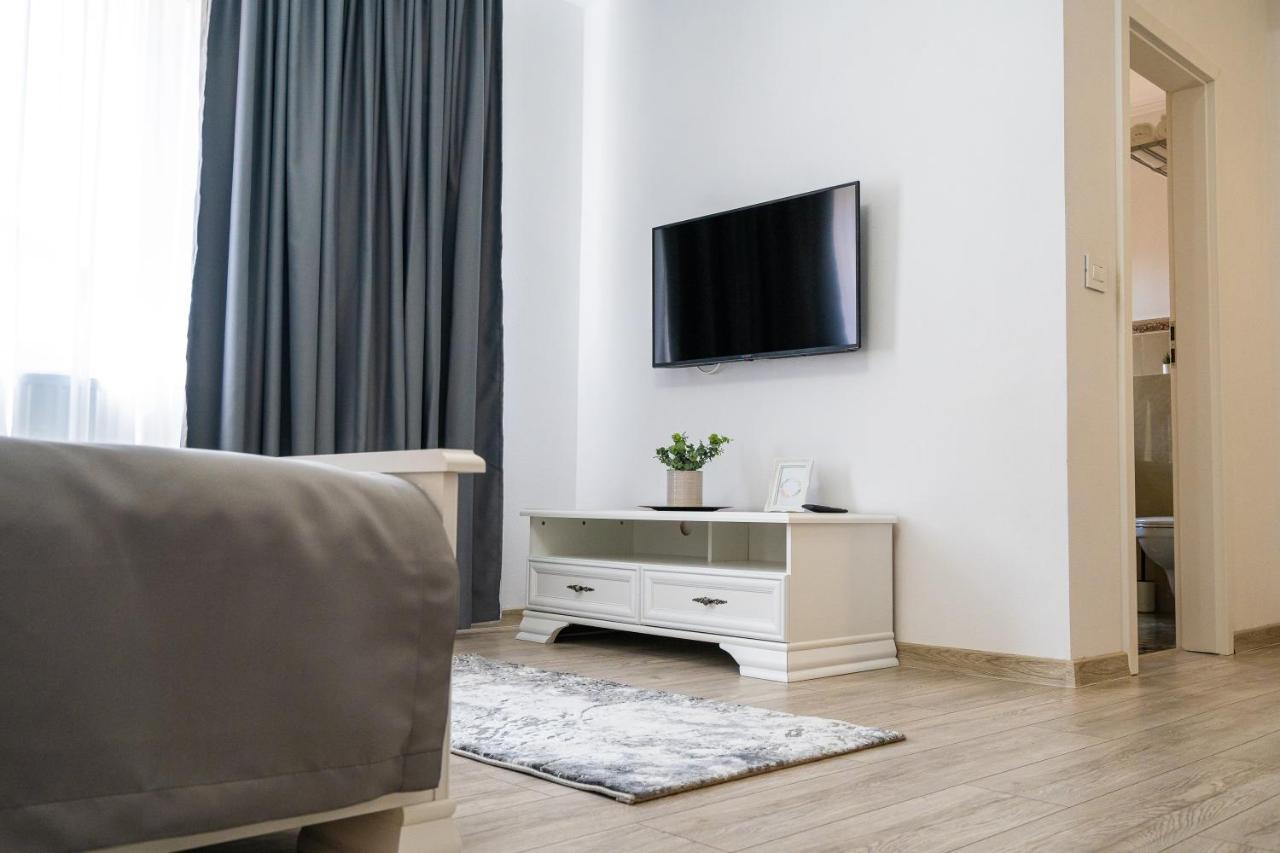 Armada Aparthotel Alba Iulia Buitenkant foto